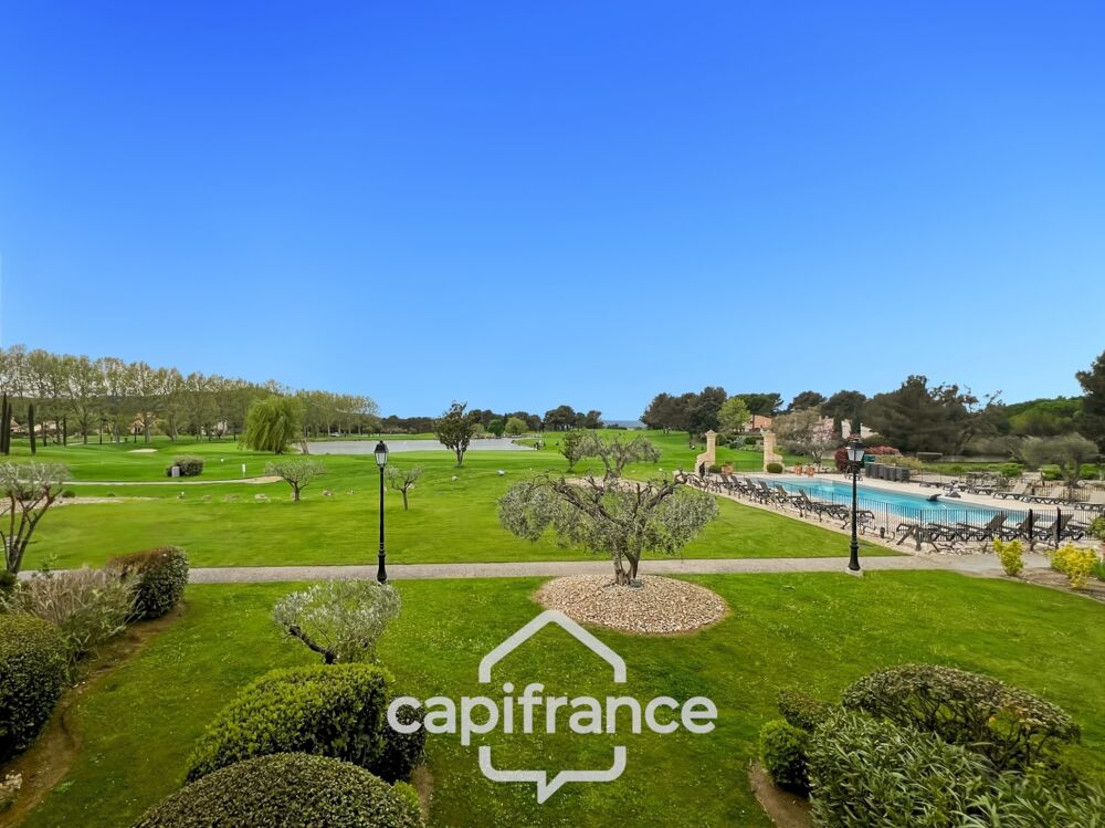 Location Appartement appartement  de 33 m2  vue panoramique, sud /sud ouest , 1 chambre1 salle de bain, équipé meublé piscine chauffée, place de park Mallemort