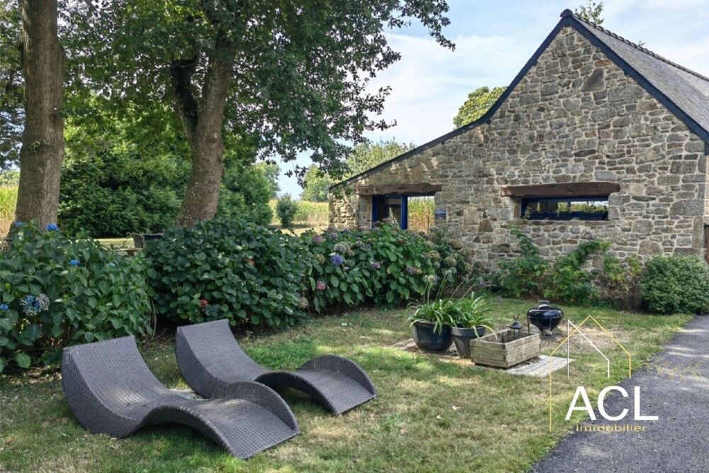 Vente Propriété/Château Ensemble de 5 maisons avec piscine sur 9 000 m² arborés Lorient