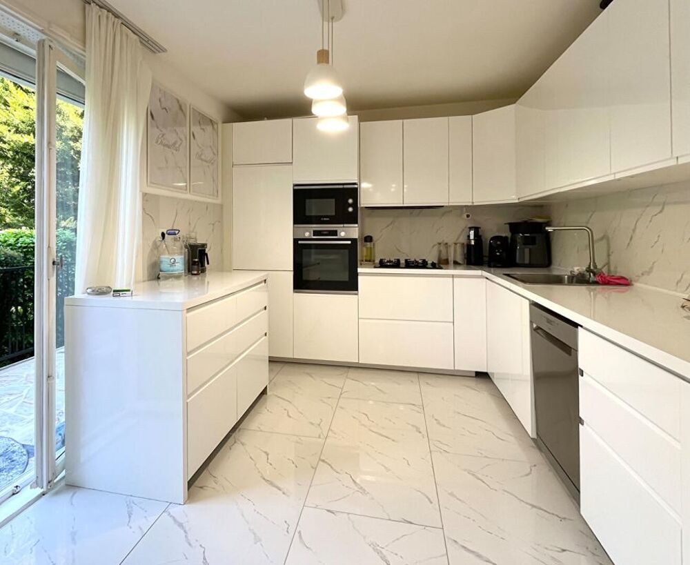 Vente Maison Maison Noyon 4 pièce(s) 135 m2 - Sous-sol - Terrain 790m² Noyon