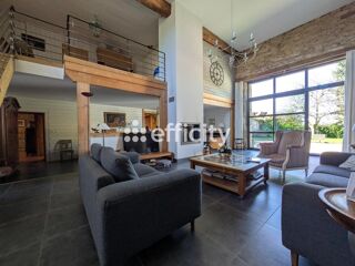  Maison � vendre 10 pi�ces 374 m�