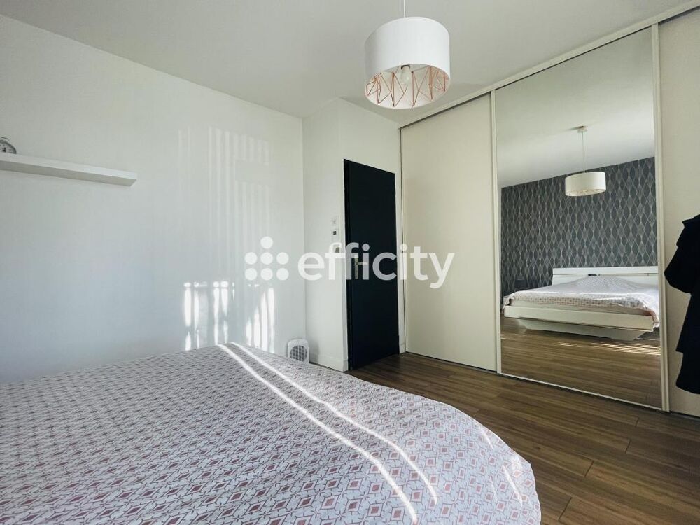 � vendre  Propri�t�/ch�teau Bordeaux (33300)