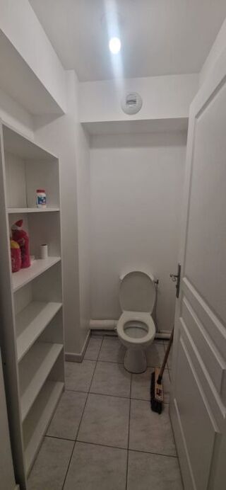  Appartement à louer 2 pièces 42 m²