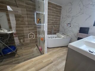  Maison � vendre 6 pi�ces 240 m�