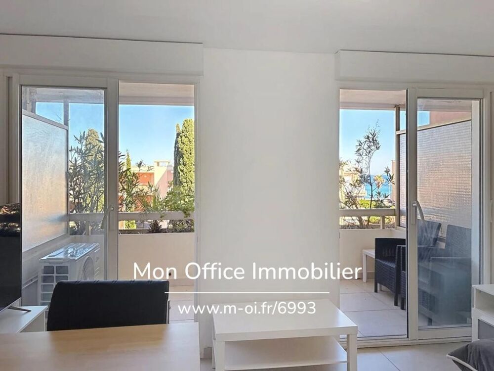 Vente Appartement Référence : 6993-LES. - STUDIO RÉNOVÉ PROCHE PLAGE ET CENTRE À VENDRE À CAVALAIRE SUR MER Cavalaire sur mer