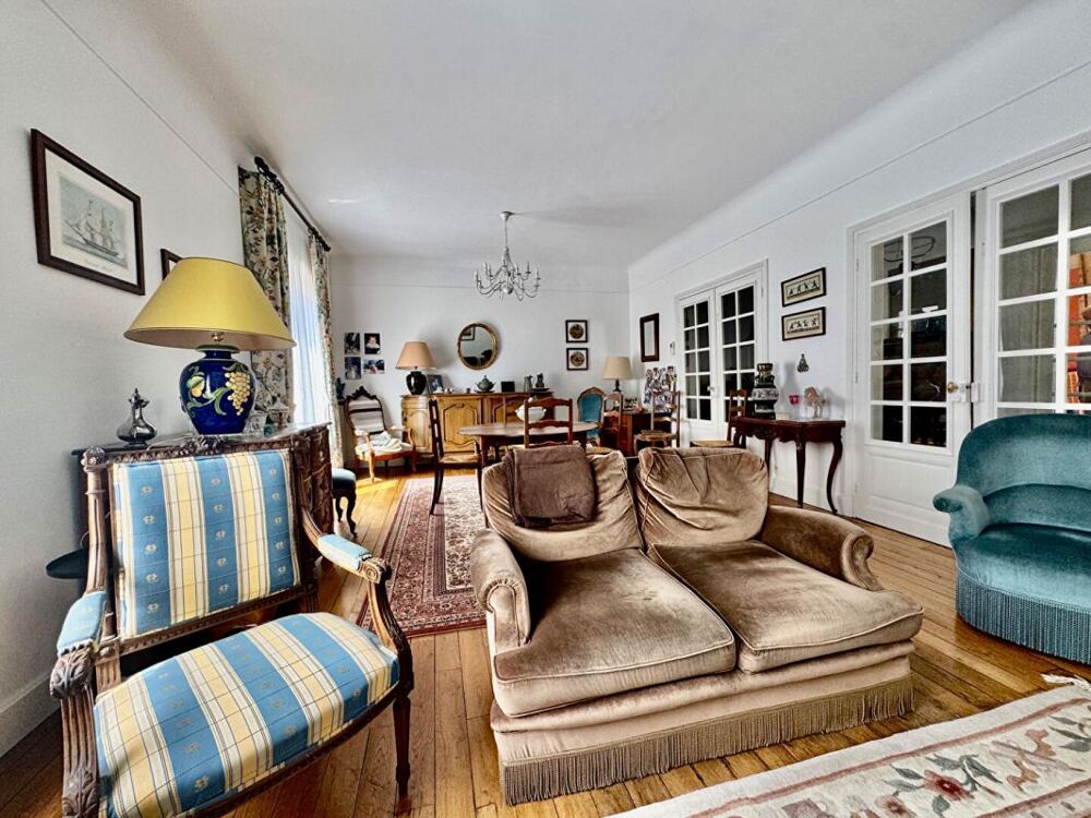 MAISON Style "ART DECO" Secteur ST ANNE - HENRIVILLE 183m2, 4 chambres , garage jardin