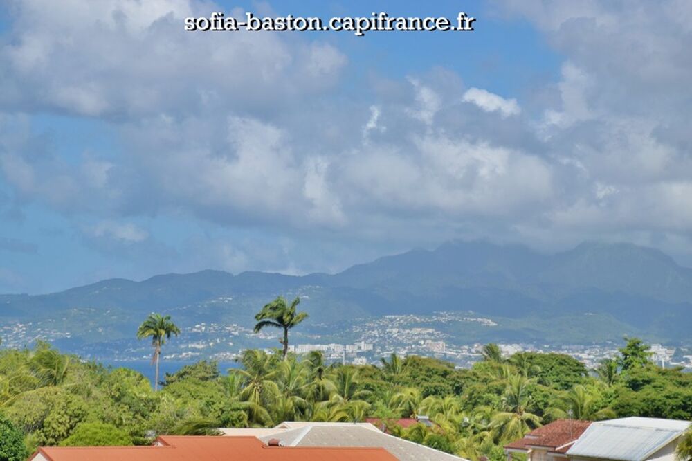 À vendre  Appartement T2 avec varangue 39m2 +Terrasse  Les Trois-Îlets (972)  plage