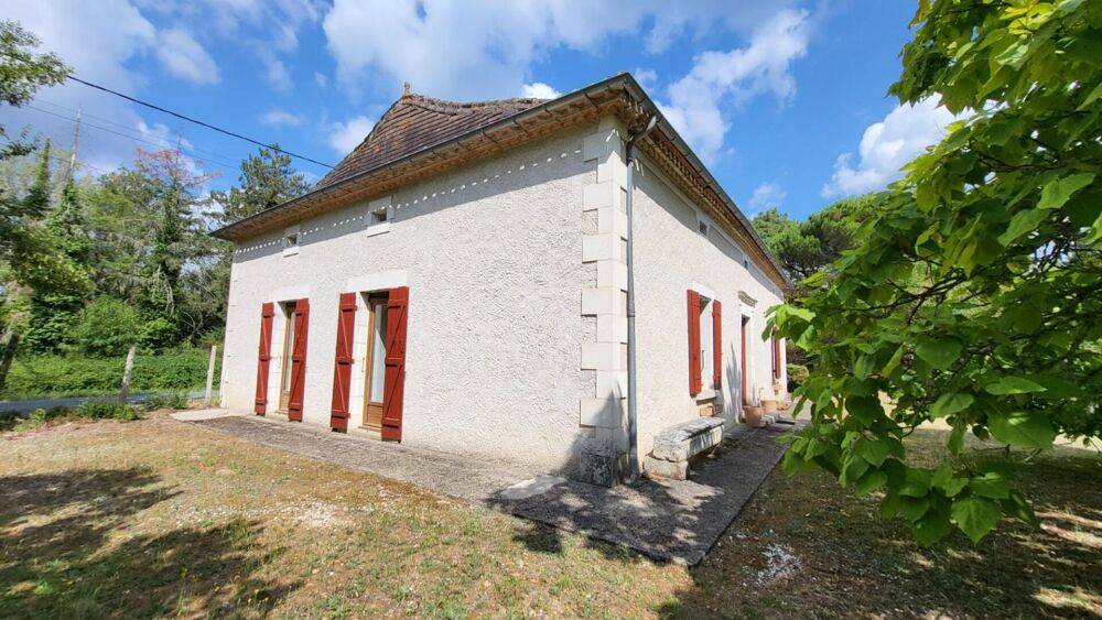 Ancienne fermette : maison 122 m² et grange 420 m² sur parcelle de 3ha environs à la campagne