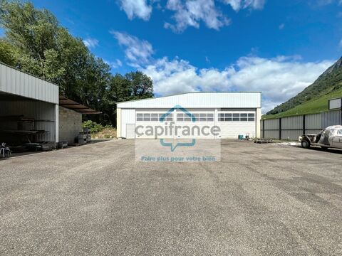 Local artisanal à louer MONTMELIAN (73) - 1 132 m² avec cour et parking 8000 73800 Montmelian