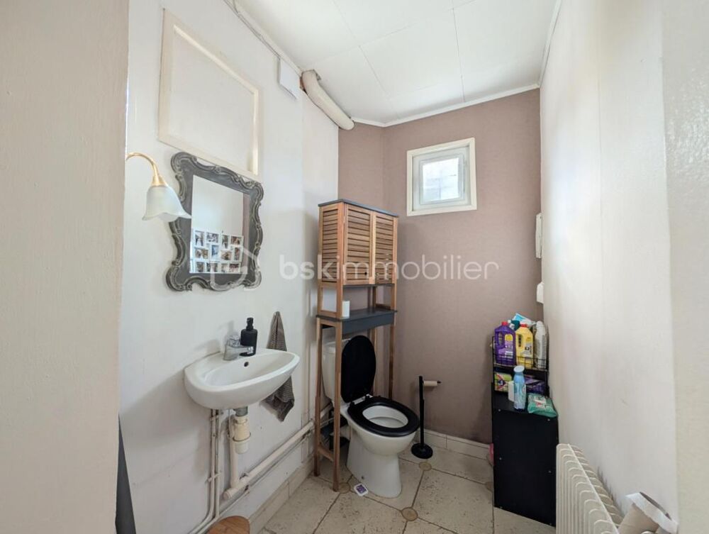Maison familiale à vendre à Montargis  157 m² sur 534 m² de terrain