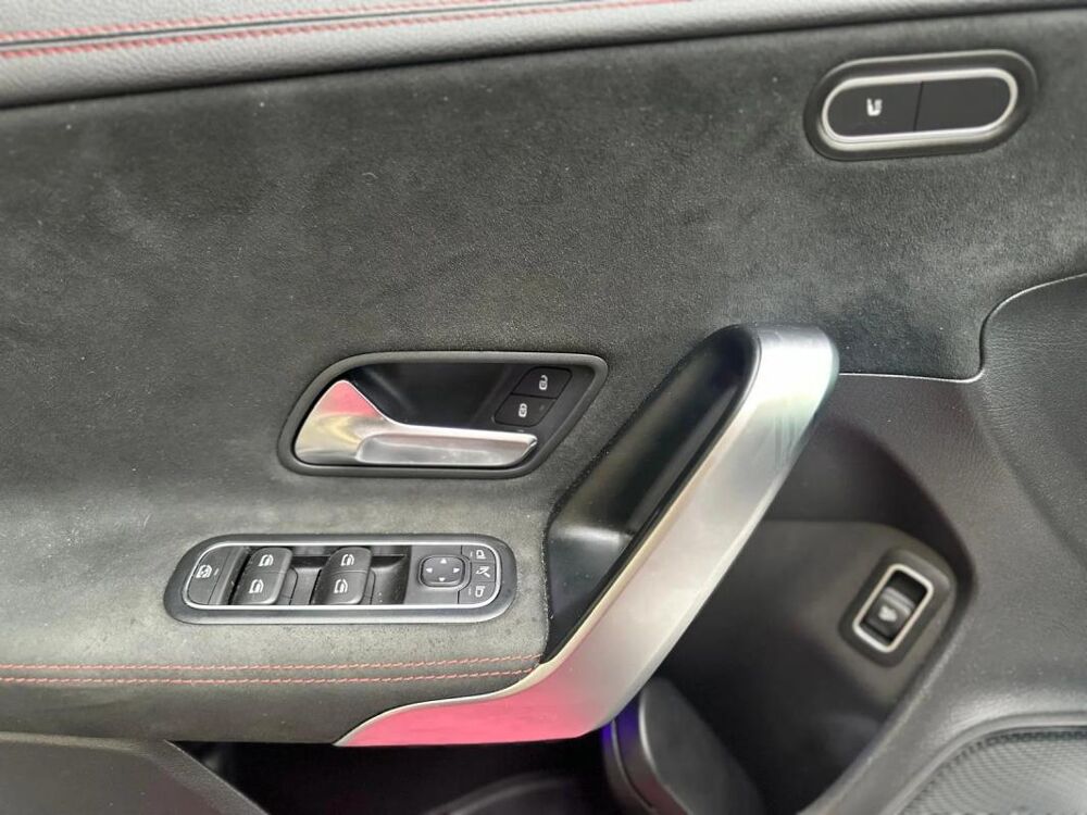 Classe CLA BENZ 200 AMG LINE – TOIT OUVRANT SI&Egrave;GES CHAUFFANTS ENTRETIEN 2020 occasion 73000 Chambery