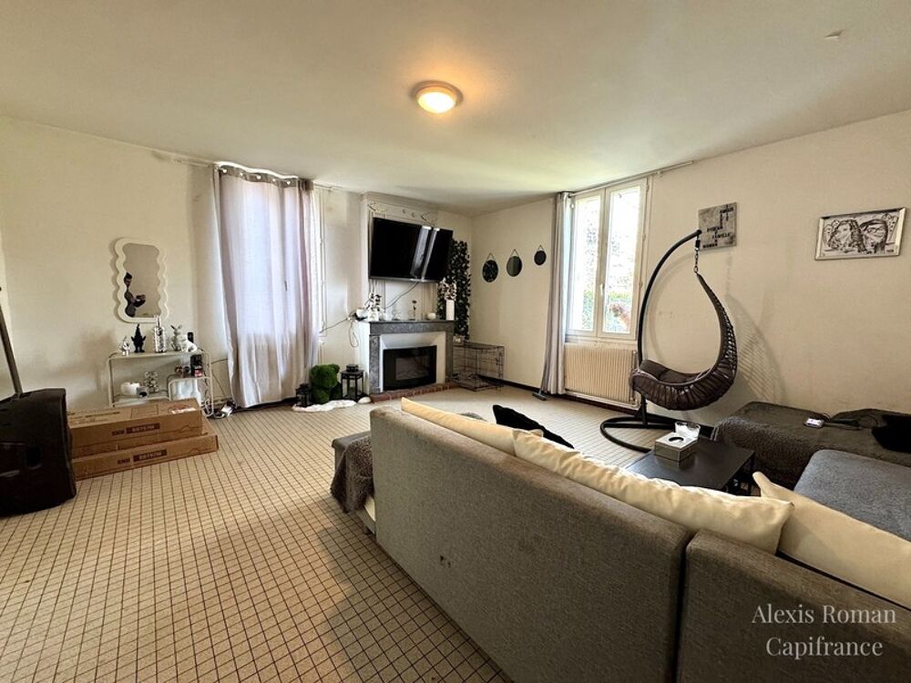 Ensemble immobilier à fort potentiel  1 085 m²  terrain 3 150 m²