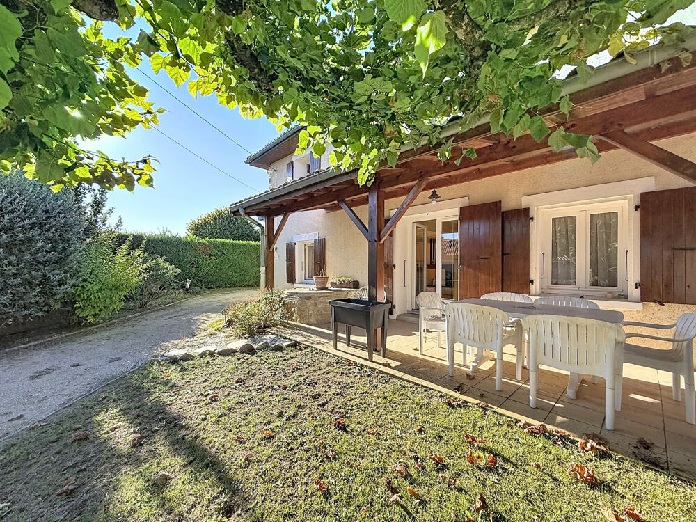 Vente Maison Maison de charme 126 m² avec jardin arboré et grand hangar de 66 m² - St Donat sur l'Herbasse Saint donat sur l herbasse