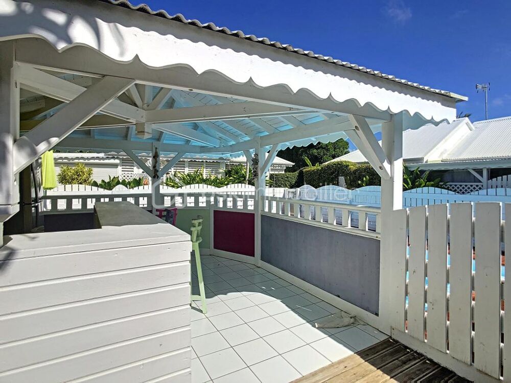 Vente Maison Bungalow 2 chambres petite copropriété avec piscine Saint francois