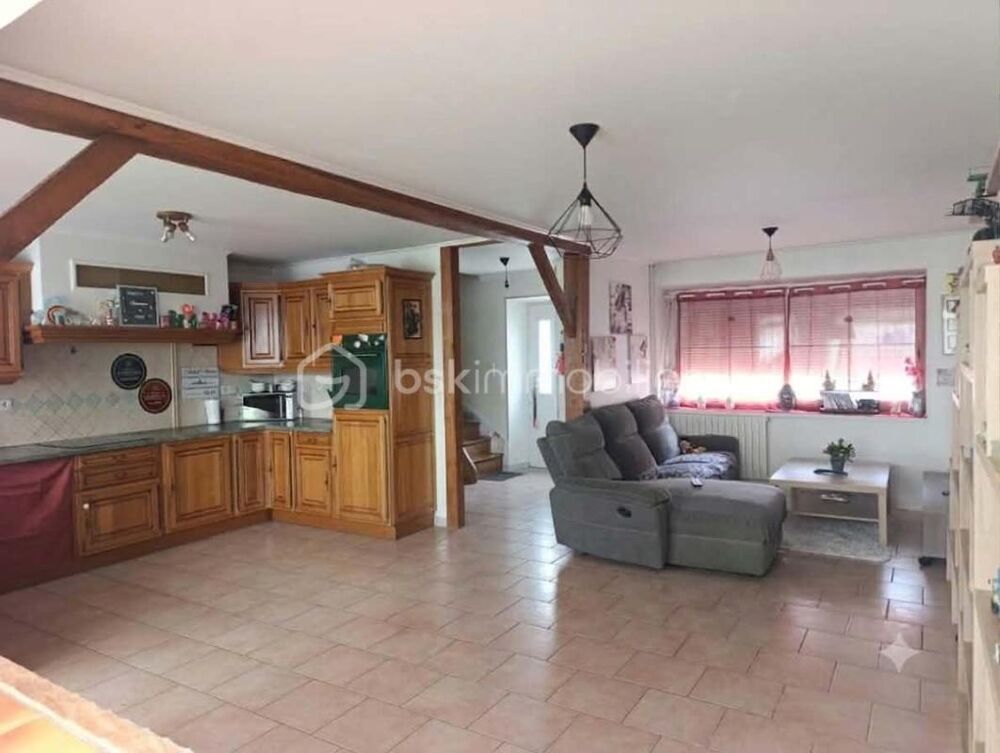 Maison avec revenu locatif