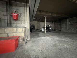  Parking / Garage à vendre 12 m² Paris
