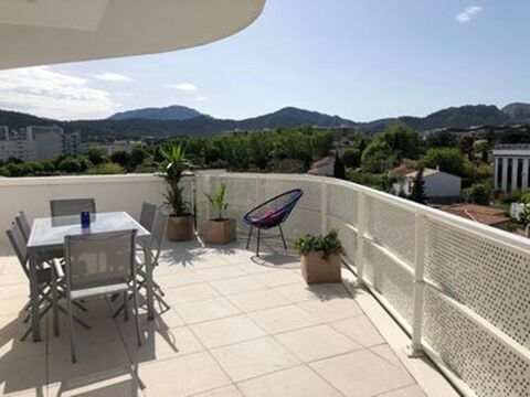   3 PI�CES de 45m� + UNE TERRASSE + PARKING - L'HERMITAGE Appartement - 3 pi�ce(s) - 45 m�