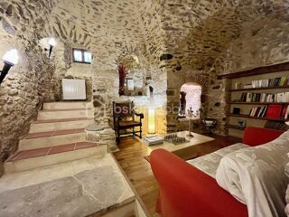 Vente Propriété/Château Appartement exceptionnel de 148 m² dans château médiéval du XIIème siècle Mosset