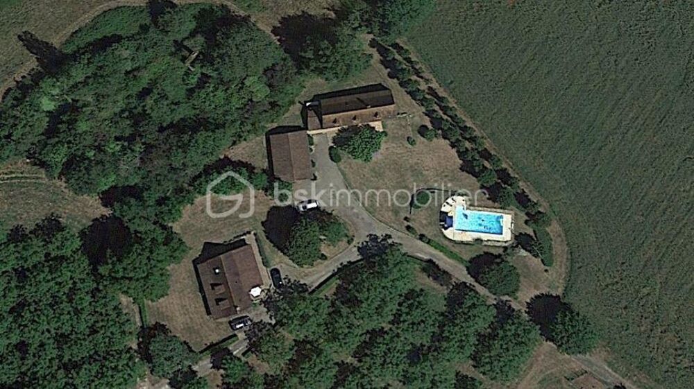 Vente Maison Propriété de 2 belles maisons de style Périgourdin avec piscine Lalinde
