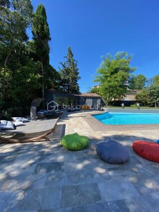  Villa à vendre 6 pièces 203 m²