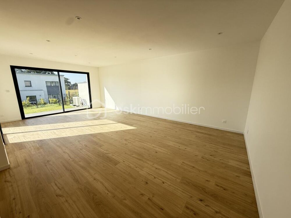 Vente Maison ? Maison neuve 135 m² – Montreuil-le-Gast – 4 chambres – Jardin avec robot tondeuse – Garage- Montreuil le gast