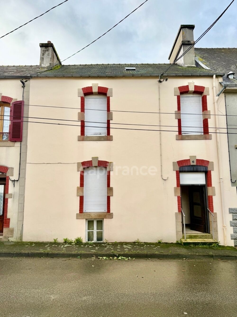 Maison à vendre 5 pièces CARHAIX PLOUGUER (29)