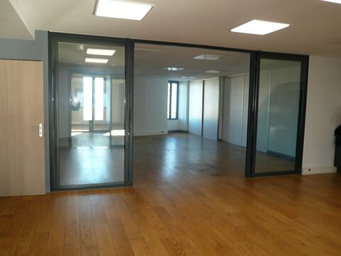   ? COGNAC A Vendre Local/bureau - (Appartement) ? 