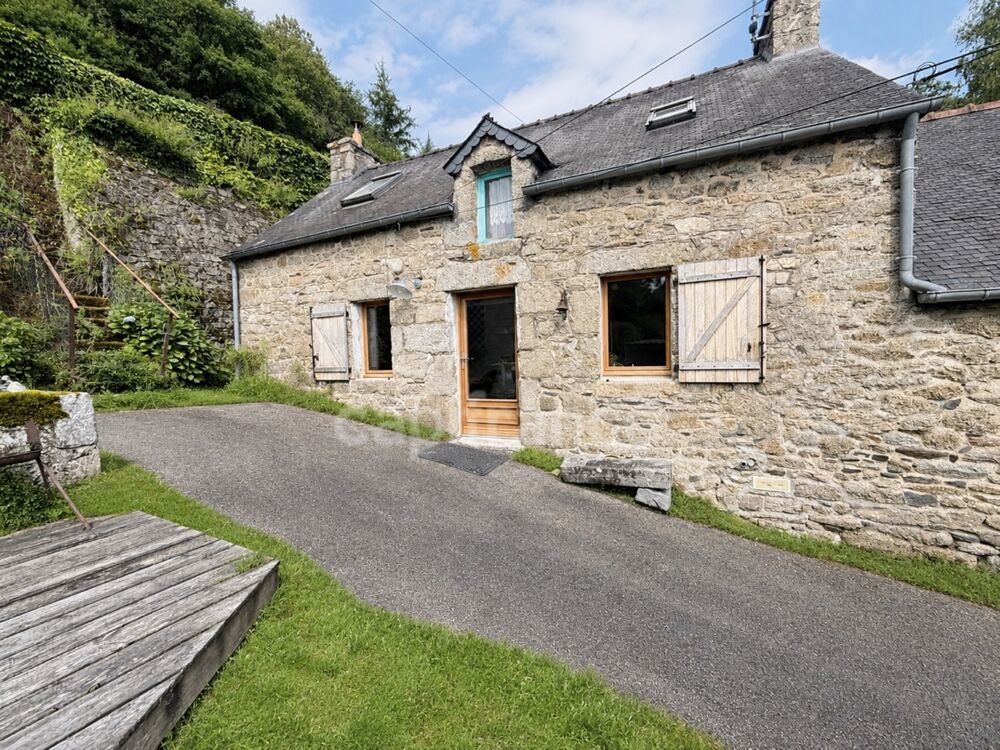 EXCLUSIVITÉ - Deux maisons à vendre avec jardin et dépendances (22)