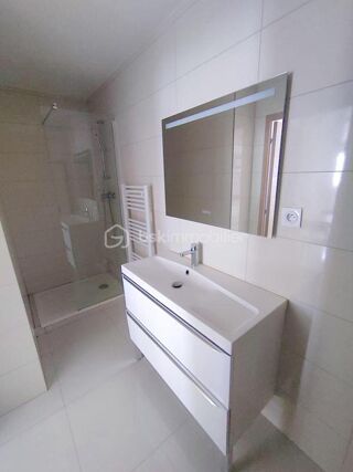  Appartement à louer 1 pièce 30 m²