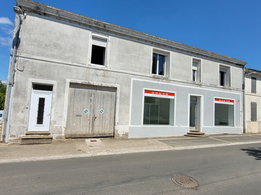Vente Maison Maison avec fort potentiel + local commercial au centre de Bords Bords
