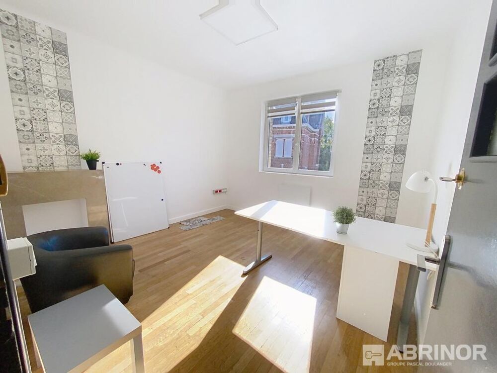   ENSEMBLE IMMOBILIER DE BUREAUX de 230m² de surface Orchies
