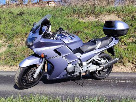 YAMAHA 2001 occasion 69620 Bagnols