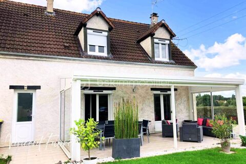   INVESTISSEMENT EN VIAGER OCCUP� MAISON AVEC PISCINE MEREAU (18) Maison - 5 pi�ce(s) - 104 m�