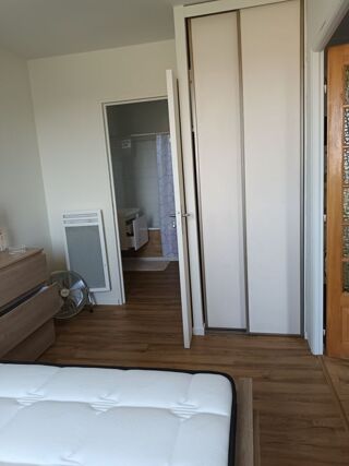  Appartement à louer 2 pièces 37 m²