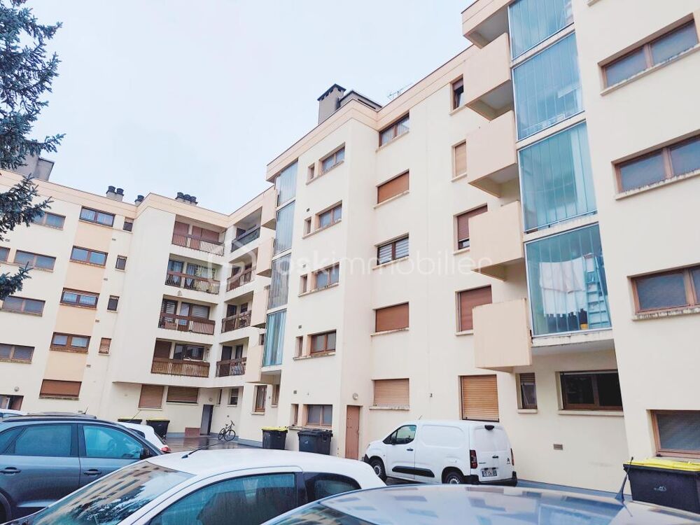 ? À VENDRE  Appartement 3 pièces de 65 m² avec ascenseur et stationnement privatif