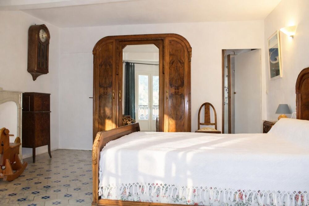 Maison Agel 6 pièce(s) 180 m2