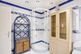  Maison à vendre 8 pièces 215 m²