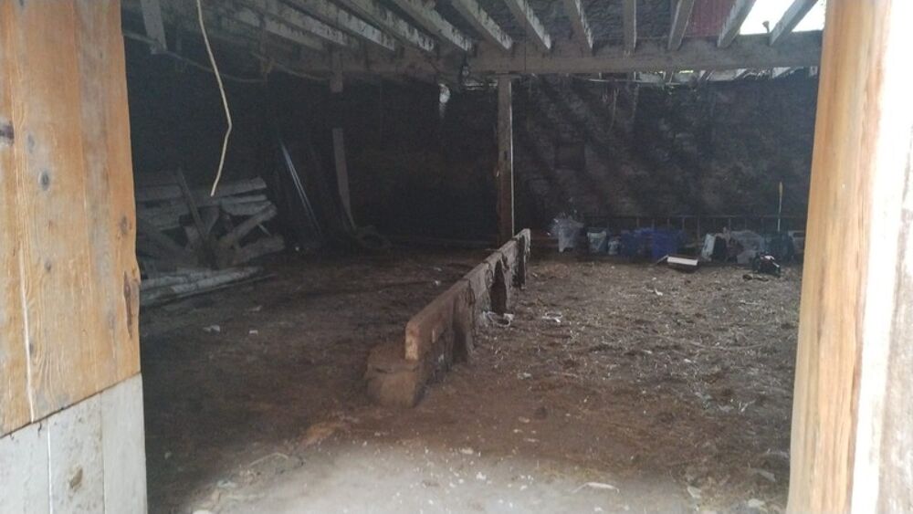 Grange traditionnelle 200m² et terrain de 600m² au centre de Laruns (64)