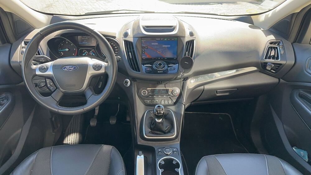 Kuga 2.0 TDCi 150 Sport Platinium 2016 occasion 13127 Vitrolles