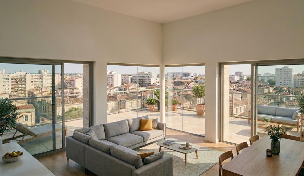 ***Magnifique appartement dernier étage ATTIQUE et TRIPLE EXPO avec TERRASSE DE 98 M2 !!!****