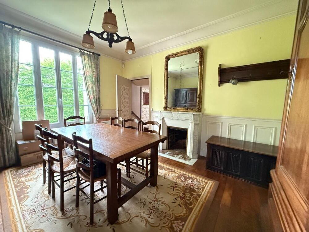 Vente Maison EN EXCLUSIVITE Maison 184m², 4 chambres avec dépendances sur 4396m² de terrain 149 900 € La celle dunoise