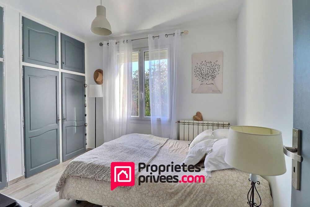 � vendre  Villa Uz�s (30700)