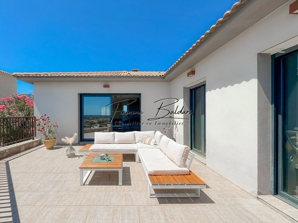 � vendre  Villa Folelli (20213)