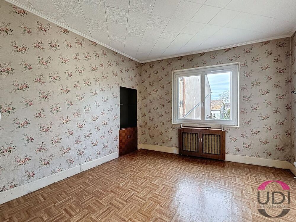 Vente Maison Maison de ville de 71m² avec jardin, dépendance et caves Desertines
