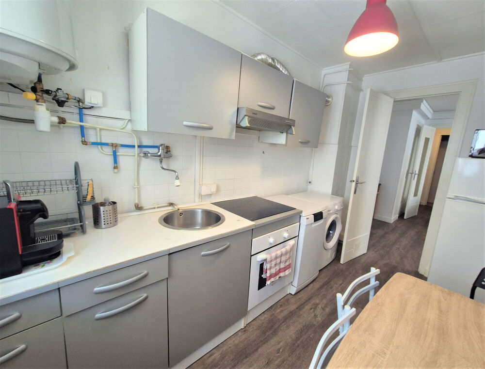 Vente Appartement Achat Appartement T3 Grenoble – 3 Pièces de 48m² Traversant Est-Sud avec Séjour Lumineux, Cuisine moderne équipée et meublée & C Grenoble