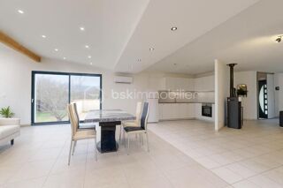  Maison  vendre 6 pices 157 m