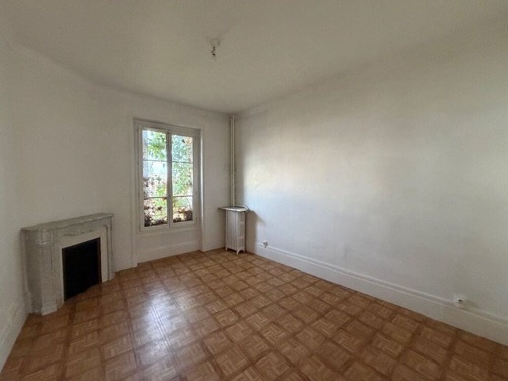 À VENDRE  Superbe appartement de caractère à Saint-Étienne