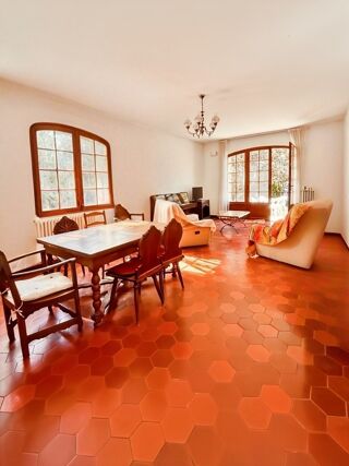  Maison  vendre 6 pices 142 m