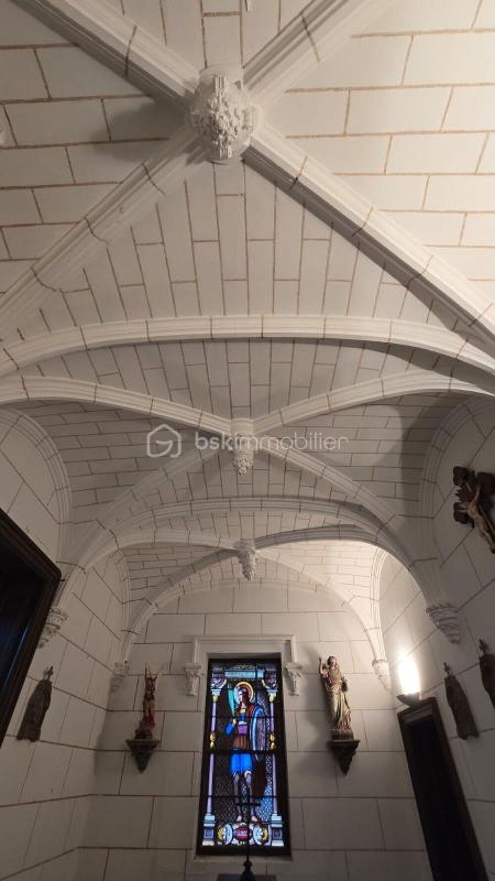 à vendre  Propriété/château Jazeneuil (86600)