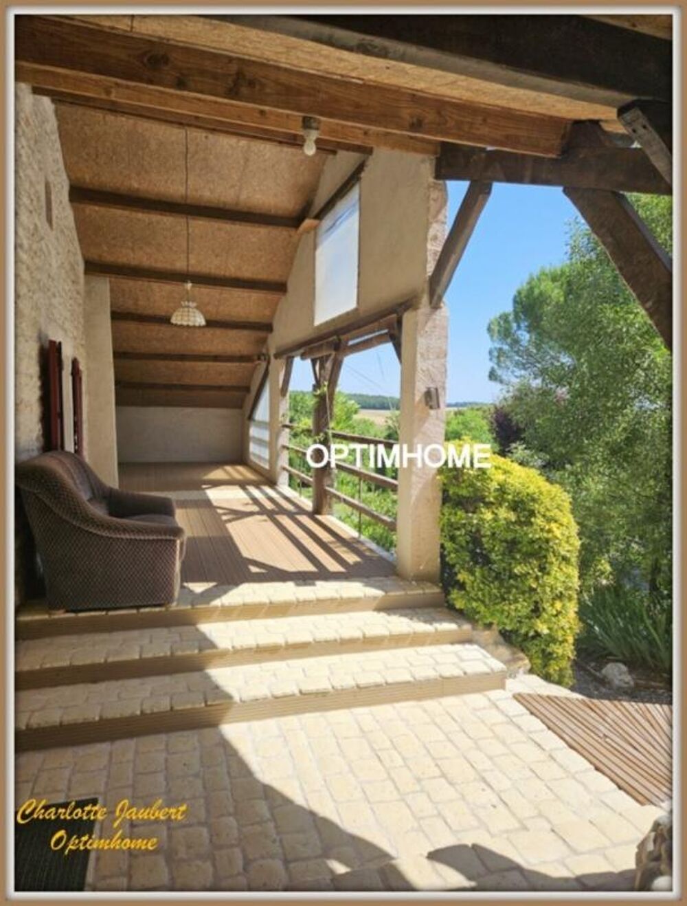 Vente Maison Maison contemporaine avec piscine, appartement indépendant et vaste terrain arboré Roullet saint estephe