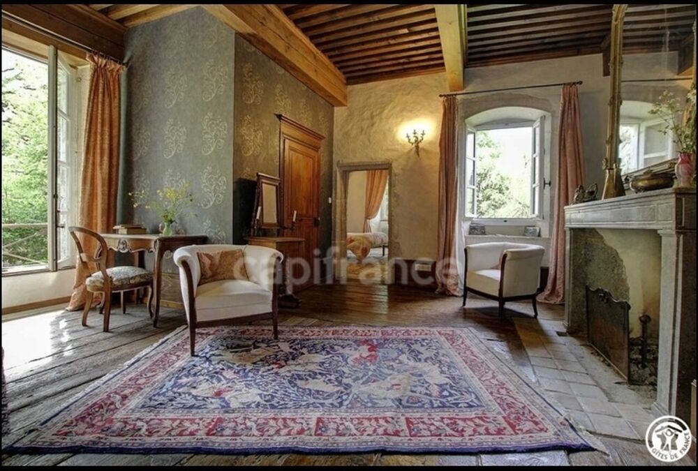 � vendre  Propri�t�/ch�teau Montanges (01200)